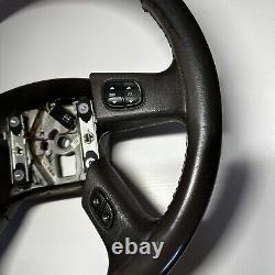 03-06 Cadillac Escalade Chevy Silverado Suburban Woodgrain Steering Wheel OEM