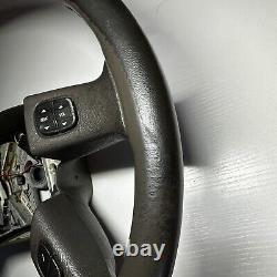 03-06 Cadillac Escalade Chevy Silverado Suburban Woodgrain Steering Wheel OEM