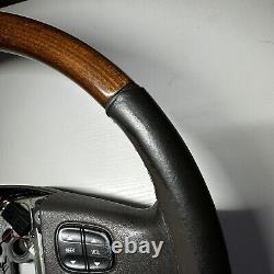 03-06 Cadillac Escalade Chevy Silverado Suburban Woodgrain Steering Wheel OEM