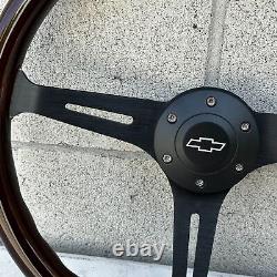 15 Black Steering Wheel With Wood Grip and Official Chevy Horn Button 6 Hole