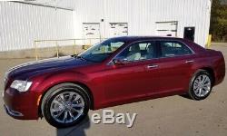 2017 Chrysler 300 Series C