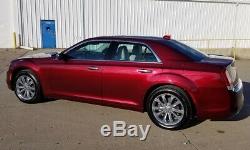 2017 Chrysler 300 Series C