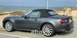 2018 Fiat 124 Spider Lusso, leather seats and steering wheel