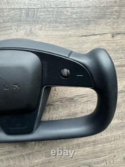2021-2025 Tesla Model S X Yoke steering wheel black OEM 1622612-00-G