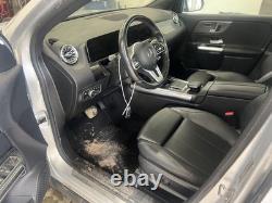 GLA250 2021 Steering Wheel 250641