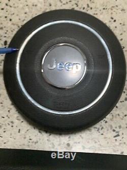 Jeep Wrangler Driver Steering Wheel & Passenger Airbag And Front Seat Belts