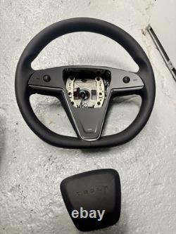 Model S/X Round Steering Wheel
