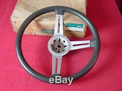 NOS 1978-1986 Oldsmobile Toronado Cutlass 442 Three Spoke Sport Steering Wheel